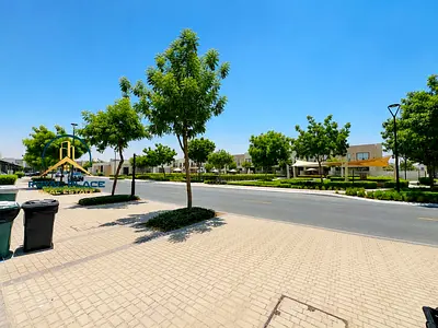 CLOSE TO PARK&POOL | PRIME LOCATION | READY TO MOVE