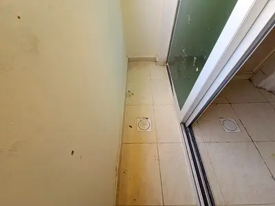 Studio with balcony in school area