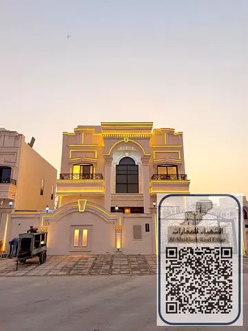 Villa for sale, 6 bedrooms, 2 living rooms, majlis, pergola, with roof terrace and large garden, stone facade, area 4300 sq ft