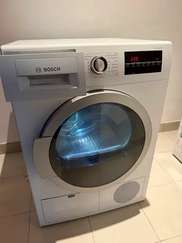 Bosch series 6 Dryer 9kg same like New