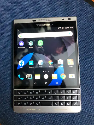 Blackberry passport silver Android