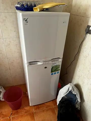 ثلاجة