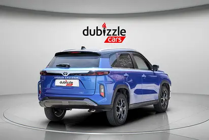 2024 Toyota URBAN CRUISER photo 6