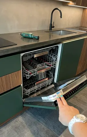 Bosch Series 8 60cm Fully Integrated Dishwasher – HygienePlus, Remote Start  Smart Display