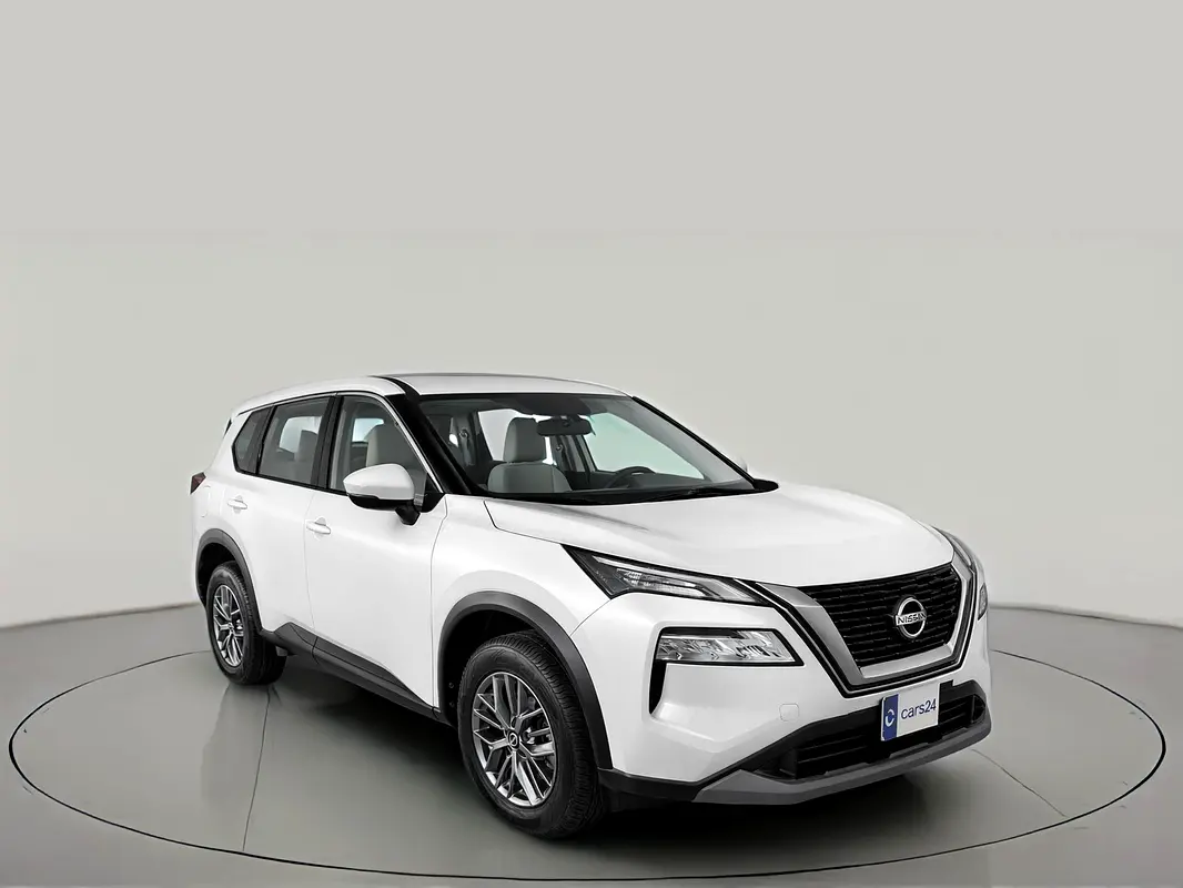 Nissan X-Trail 2023 — photo 1 of 12
