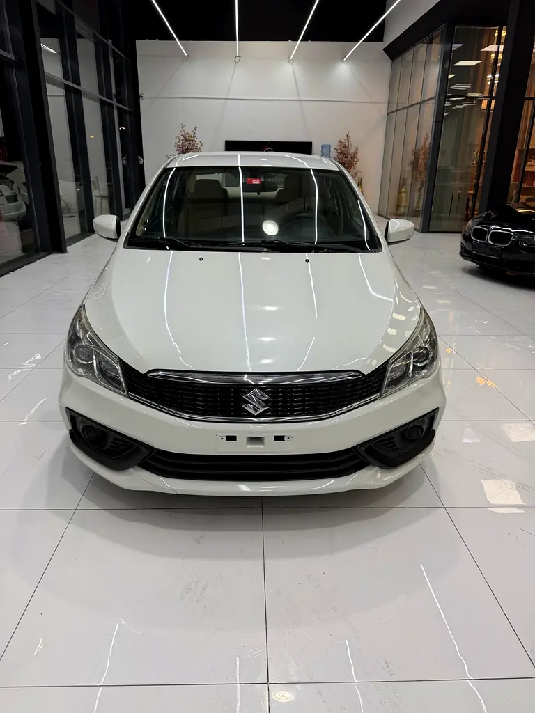 Suzuki Ciaz 2022 — photo 1 of 8