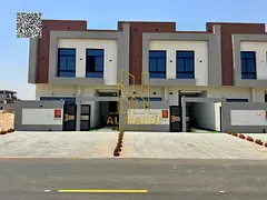 New townhouse, price includes registration fees, electricity, water, air conditioners, modern design