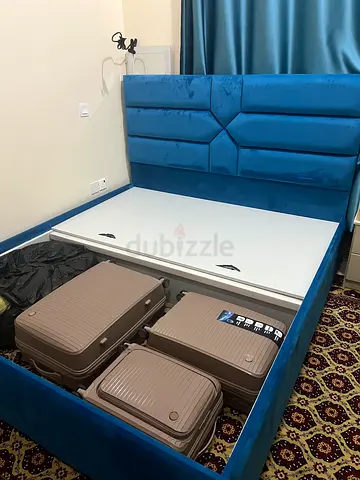 King sized bed