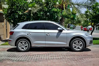 صورة 4 لـ 2020 AUDI Q5