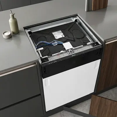 SMEG Built-In Dishwasher – Premium Italian Design  Performance