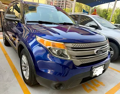 EXPAT LEAVING- Ford Explorer XLT 2014 GCC Specs- QUICK SALE.!!