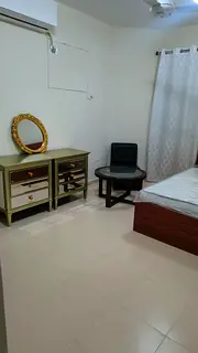 Couples only-Room Available from July 1st onwards Al Karama ADCB Metro Station Nesto,Lulu Re:3200dh