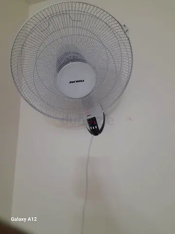 Wall-mounted electric fan - working condition