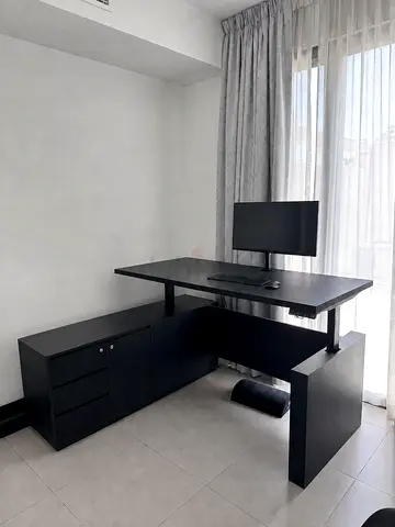 Electric Height Adjustable Desk