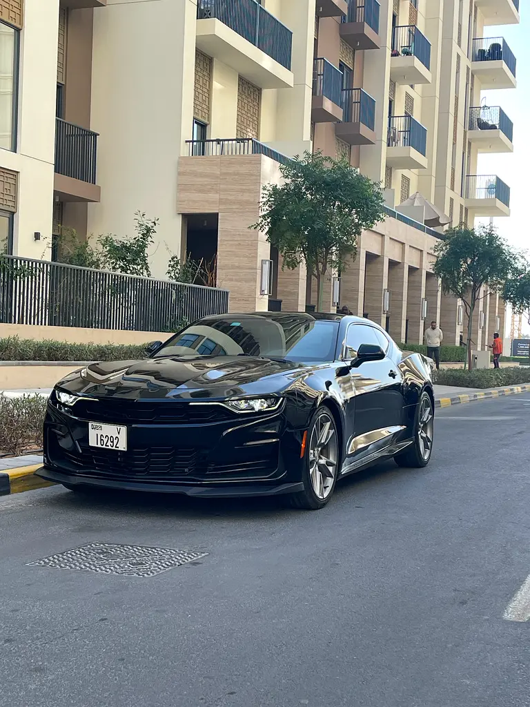 Chevrolet Camaro 2023 — photo 1 of 6