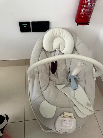 Baby electric bouncer/rocker with toy bar - light grey, good condition