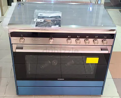 Brand new Siemens IQ700 Top Gas Oven Electric, HQ738357M