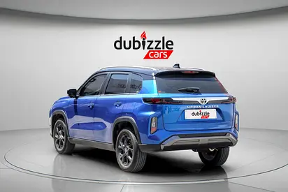 2024 Toyota URBAN CRUISER photo 8