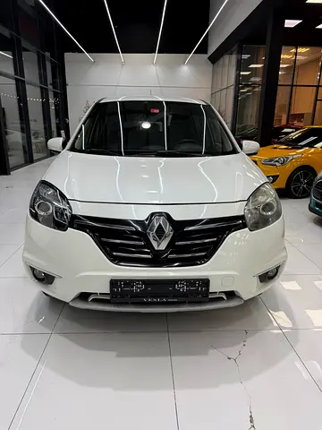2014 Renault Koleos PE 4X2 - GCC Specs - Reliable Family SUV