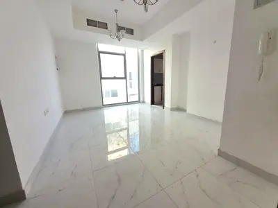 Like brand new building in Muwaileh cormshal sharja nyr to madina shopping center