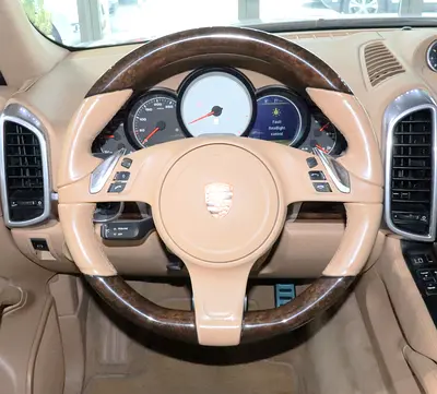 2014 Porsche CAYENNE — миниатюра 12
