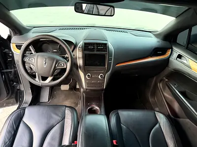 صورة 9 لـ 2015 Lincoln MKC