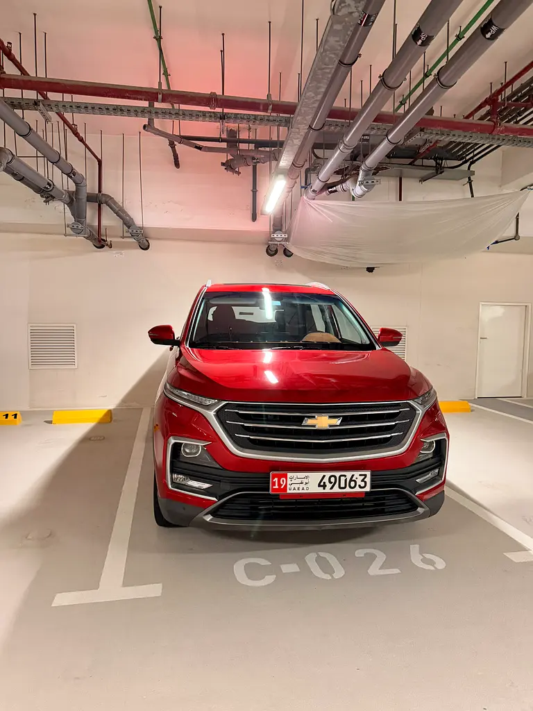Chevrolet Captiva 2022 — photo 1 of 4
