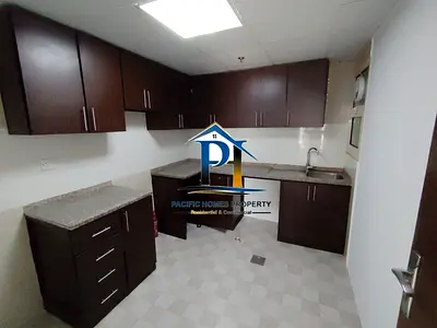 Spacious 2BHK in Nahda with Balcony, Wardrobes, Free Facilities