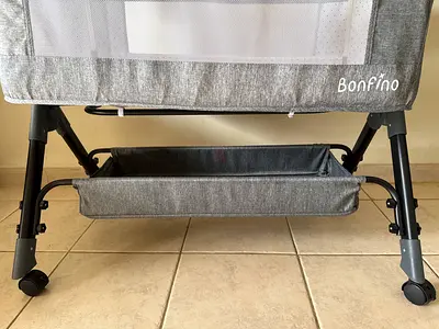 Bonfino Baby Bassinet with Mosquito Net
