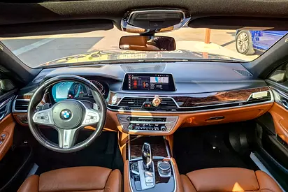 صورة 9 لـ 2021 BMW 7-SERIES