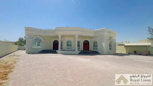 Massive 5 BR Villa for Rent in Nad Al Hamar | Huge Plot & Private Garden | Ready to Move