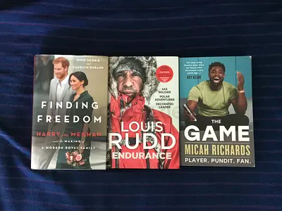 3 BIOGRAPHY BOOKS
