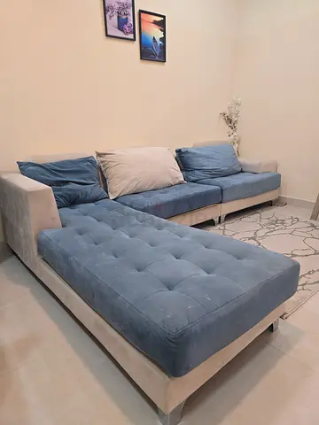 1 to 2 year old L Shapped sofa for sale