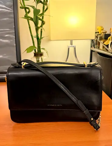 Charles  Keith - Bag