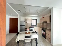 luxury bed space master room