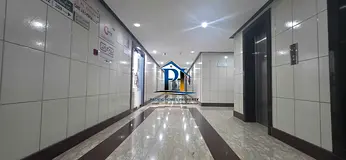OFFICE SPACE AVAILABLE ON PRIME LOCATION