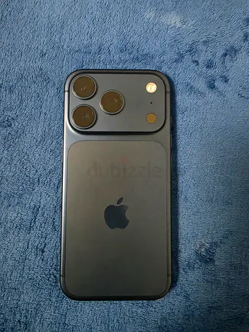 Apple iPhone 17 pro blue