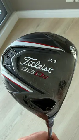 Titleist 913 D2 9.5 Driver