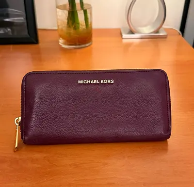 Michael Kors - Long Wallet