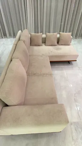 Sofa Home Centre 190 AED