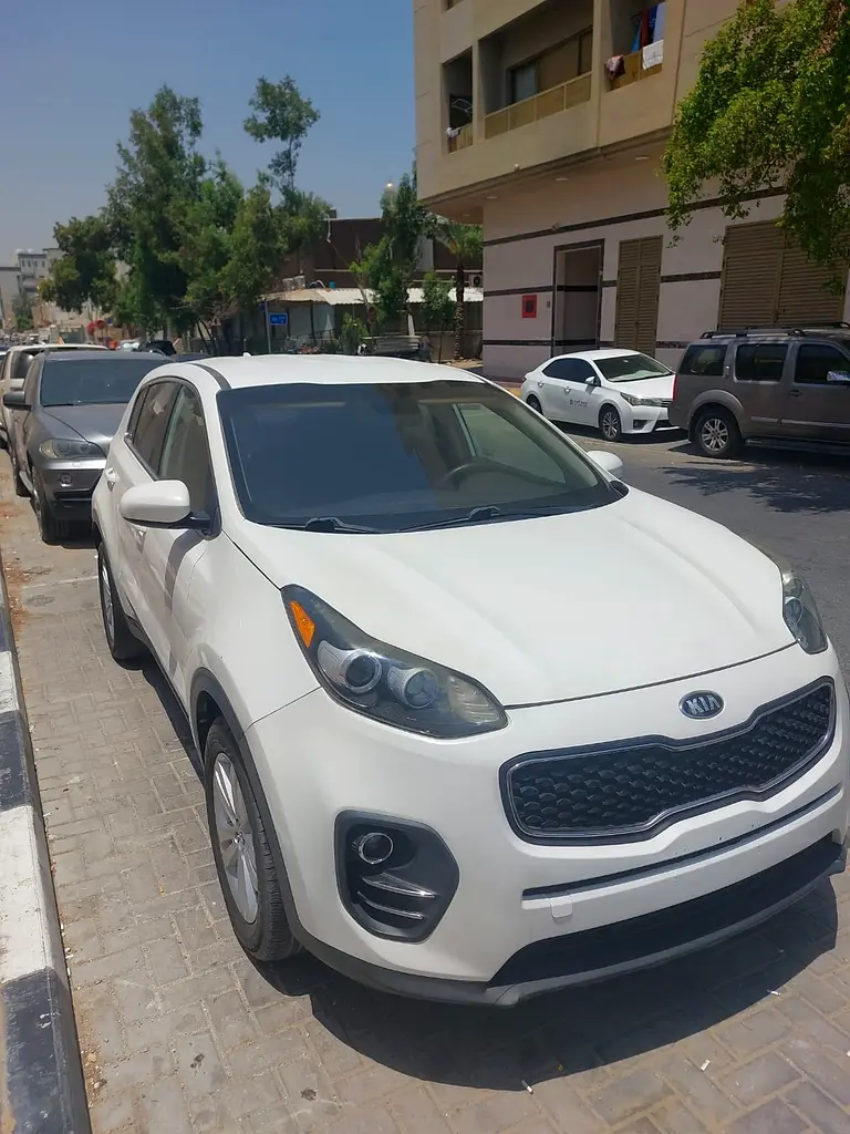Kia Sportage 2019 — photo 1 of 11