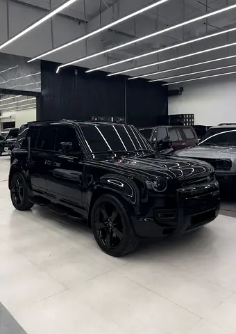 2025 Land Rover Defender 110 HSE P400 | GCC Specs | Brand New
