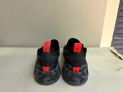 Adidas Originals NMD_R1 V3 Sneakers