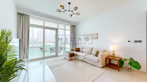 Waterfront Living I Vacant I Beach Access I Luxury