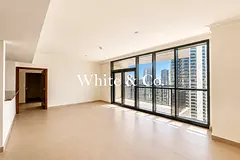 Spacious Layout | Bright | Community View