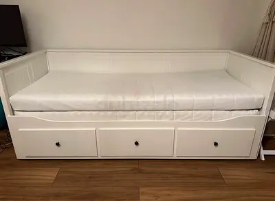 Ikea hemness daybed with 2 new mattress