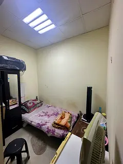 SMALL ROOM WITH ATTACHED WASHROOM ONLY SINGLE LADY.