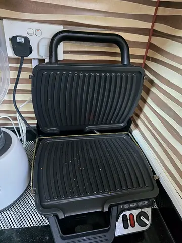 Tefal Electric Grill Sandwich Maker – Excellent Condition