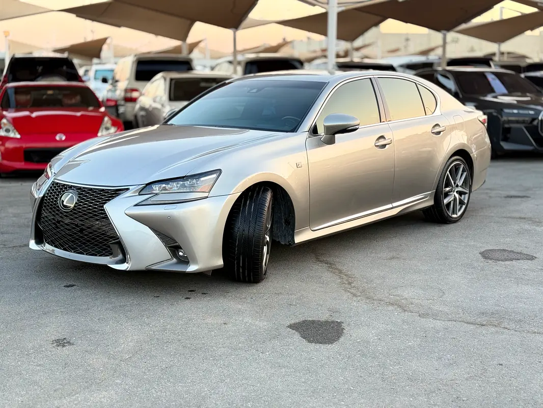 Lexus GS-Series 2018 — photo 1 of 15