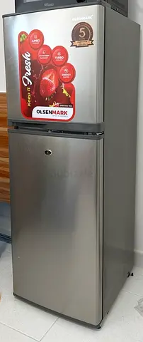 I am selling my 1 month old fridge for 500aed still under warranty with receipt.